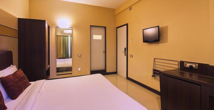 Centurion Inn Pune Exterior foto