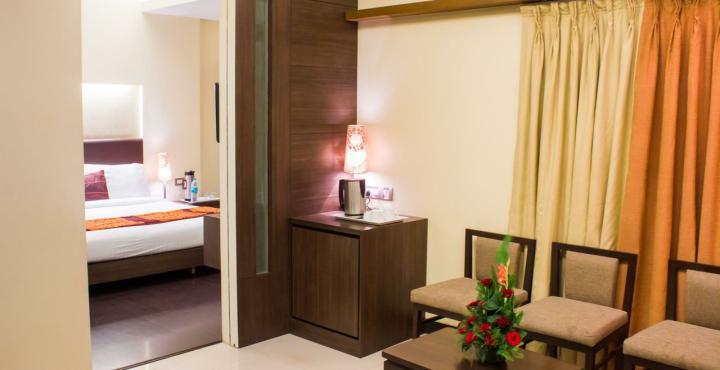 Centurion Inn Pune Exterior foto