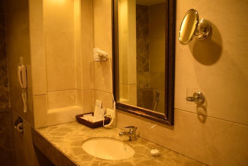 Centurion Inn Pune Exterior foto